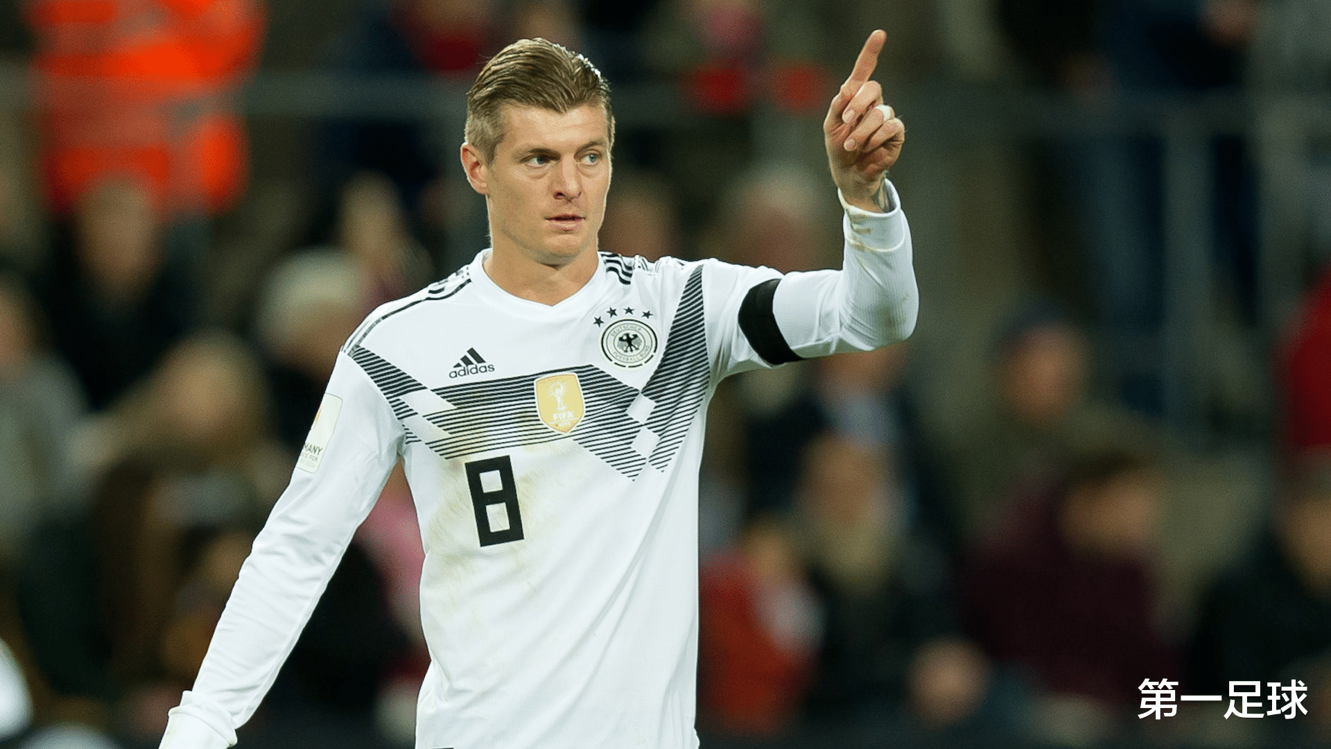 九游电竞官网 -包含赛前欧超杯焦点战，托特纳姆主帅复盘，媒体盛赞，医务组通报恢复的词条